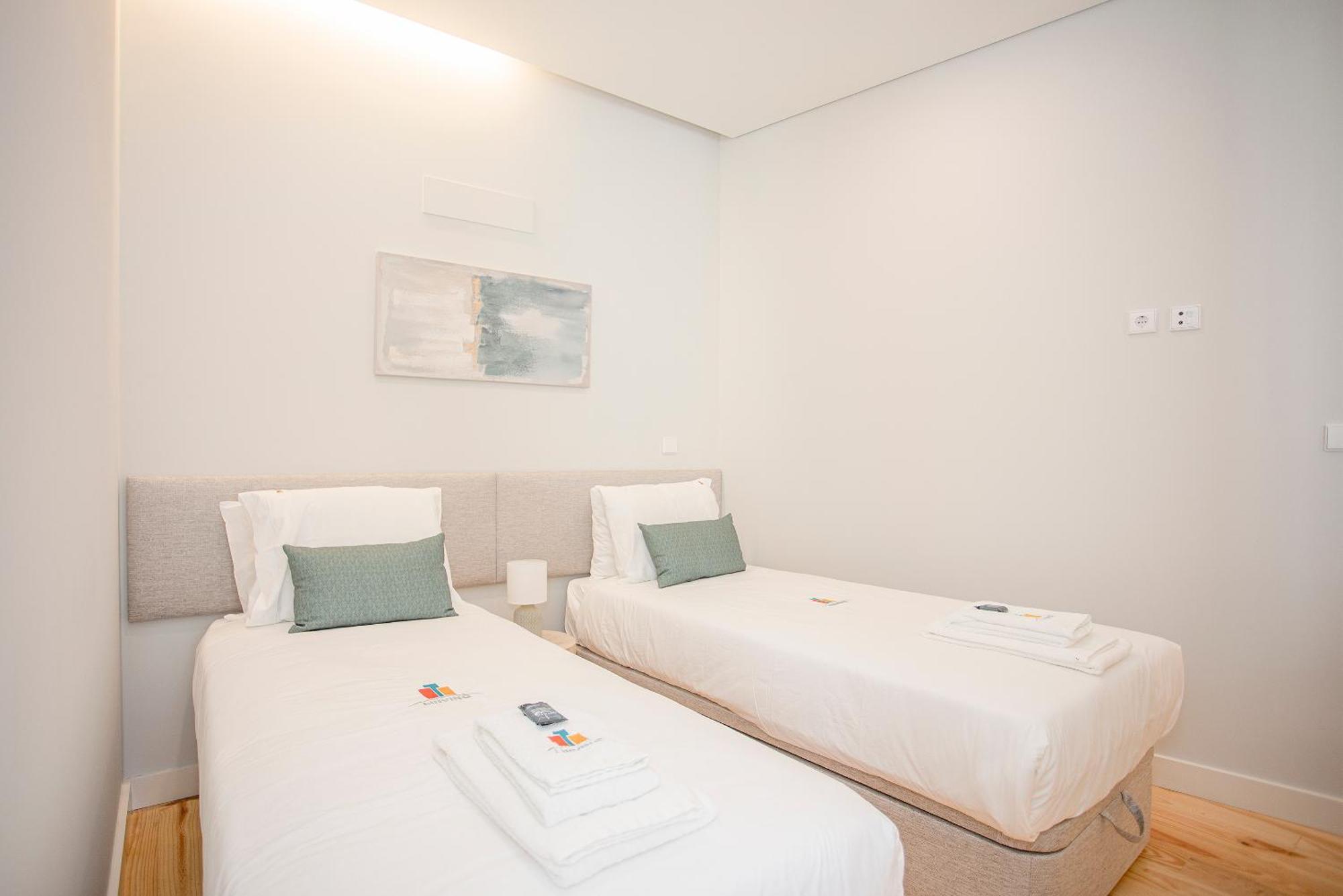 Liiiving In Porto - Aliados Stone Apartment Eksteriør bilde